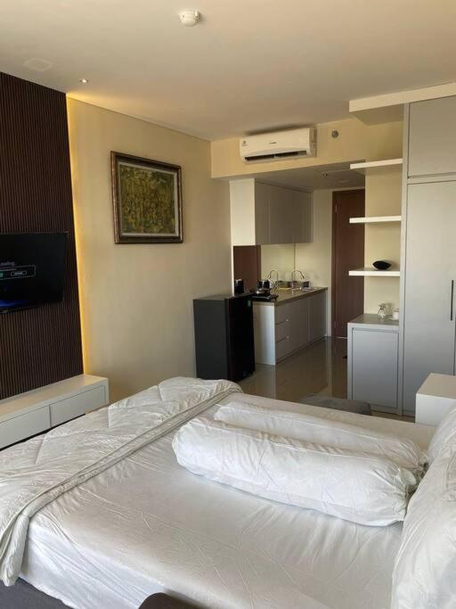 Nagoya Thamrin Apartment High Floor With View المظهر الخارجي الصورة