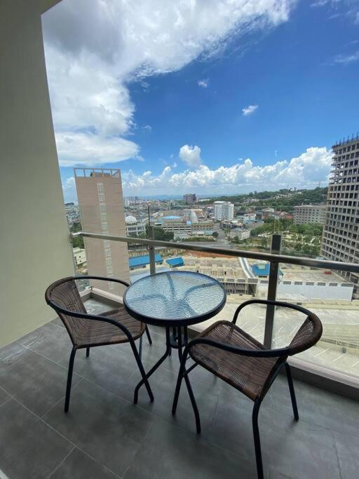 Nagoya Thamrin Apartment High Floor With View المظهر الخارجي الصورة