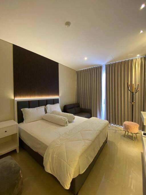 Nagoya Thamrin Apartment High Floor With View المظهر الخارجي الصورة
