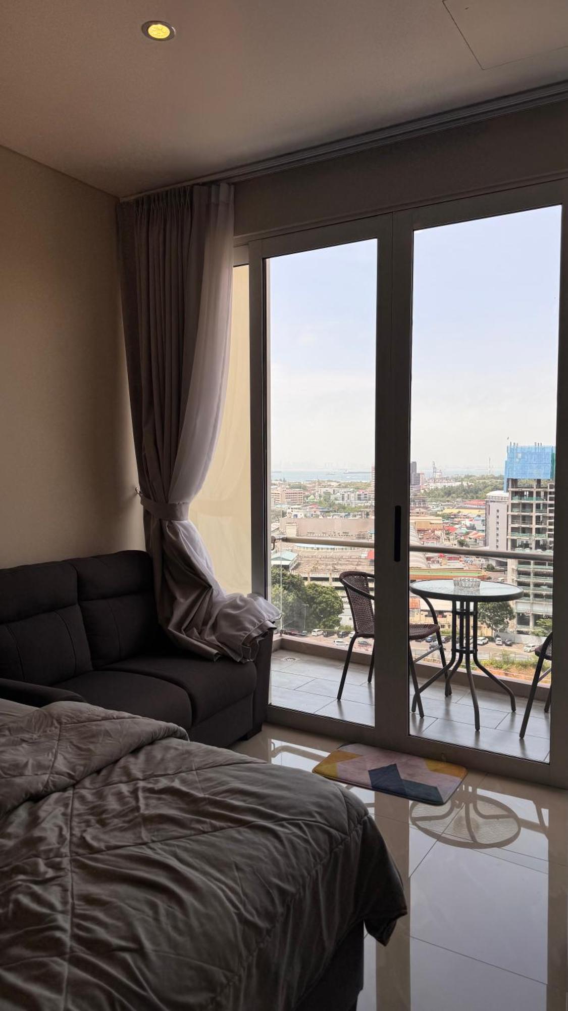 Nagoya Thamrin Apartment High Floor With View المظهر الخارجي الصورة